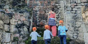 Beitragsbild des Blogbeitrags Die faszinierendsten Maya-Ruinen Méxikos mit Kindern erkunden – Tipps & Empfehlungen 