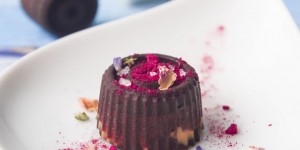 Beitragsbild des Blogbeitrags Nussbutter-Cups – gesunder Snack mit nur zwei Zutaten 