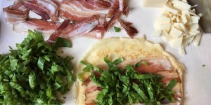 Beitragsbild des Blogbeitrags Pikante Palatschinken mit Mangold