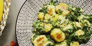 Beitragsbild des Blogbeitrags Gnocchi in Spinat-Käsesauce