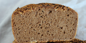 Beitragsbild des Blogbeitrags Emmer-Vollkornbrot 