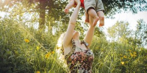 Beitragsbild des Blogbeitrags HEY MAMA! CHILL MAL! Die Entspannung ist für Mamas entscheidend