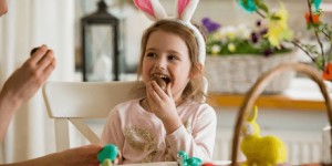 Beitragsbild des Blogbeitrags OSTERN UND KINDER: Wie ich meinen Kindern Ostern erkläre? 