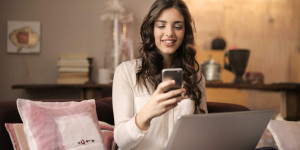 Beitragsbild des Blogbeitrags ONLINE SHOPPING: alle Nach- und Vorteile