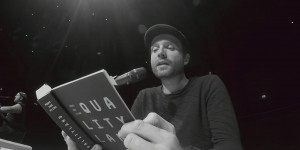 Beitragsbild des Blogbeitrags „Qualityland“ von Marc-Uwe Kling wird verfilmt