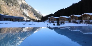 Beitragsbild des Blogbeitrags Design trifft Natur im Feuerstein Nature Family Resort