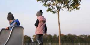 Beitragsbild des Blogbeitrags Im Urban Look von Reima durch den Winter