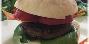 Beitragsbild des Blogbeitrags Vegane Patties aus Pilzen
