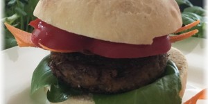 Beitragsbild des Blogbeitrags Vegane Patties aus Pilzen 