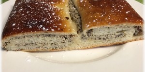 Beitragsbild des Blogbeitrags Typisch (Nieder-)Österreich – doppelter Weißmohnstrudel 