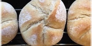Beitragsbild des Blogbeitrags Vielseitiges Kleingebäck – die Handsemmel