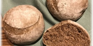 Beitragsbild des Blogbeitrags Frühstücksweckerl mit Walnuss und Buttermilch