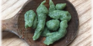 Beitragsbild des Blogbeitrags Bärlauch-Eierspätzle mit Sauerkraut
