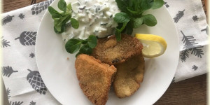 Beitragsbild des Blogbeitrags Parasolschnitzel mit Gurken-Rajta