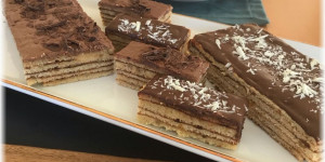 Beitragsbild des Blogbeitrags 2020 – das süße Ende: Baumkuchenschnitten