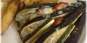 Beitragsbild des Blogbeitrags Jetzt schon an den Winter denken: Melanzani – Sugo