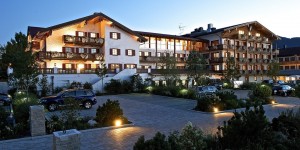 Beitragsbild des Blogbeitrags Golfhotel in Bayern: Golf Resort Achental im Chiemgau 