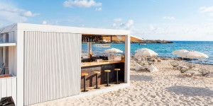 Beitragsbild des Blogbeitrags Tapas, Sangria, Cocktails: Die besten Beachbars auf Formentera 