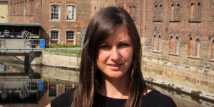 Beitragsbild des Blogbeitrags Insidertipps Dessau: Bauhausexpertin Anke John