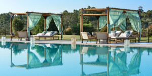 Beitragsbild des Blogbeitrags Sardinien: Inselurlaub mit Privatspäre im Luxushotel Baglioni