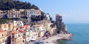 Beitragsbild des Blogbeitrags Eine Reise zu Italiens schönsten Küstenorten 