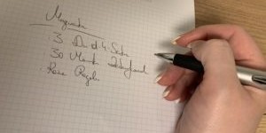 Beitragsbild des Blogbeitrags Leichter in den Tag starten mit Morgenseiten 