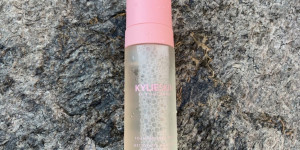 Beitragsbild des Blogbeitrags Ausprobiert: KYLIESKIN Foaming Face Wash 