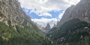 Beitragsbild des Blogbeitrags Gemütliche Mountainbike-Tour durchs Fischleintal in den Sextner Dolomiten