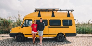 Beitragsbild des Blogbeitrags Interview Emily & Lloyd, LTD Convoy minibus 