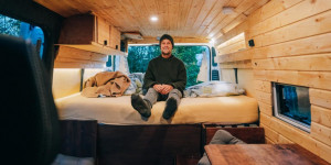 Beitragsbild des Blogbeitrags Andys Fiat Ducato L2H2 Camper (in nur 25 Tagen)