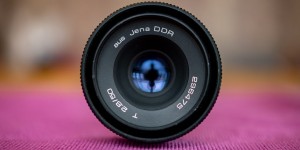 Beitragsbild des Blogbeitrags aus Jena DDR T 50mm f/2.8 (Carl Zeiss Tessar)