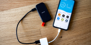 Beitragsbild des Blogbeitrags Backup auf Reisen 