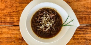 Beitragsbild des Blogbeitrags Zwiebelsuppe