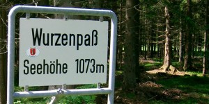 Beitragsbild des Blogbeitrags Bekommt auch der Wurzenpass einen neuen Asphalt? Wir klären auf…