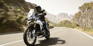 Beitragsbild des Blogbeitrags TRIUMPH präsentiert die neue Tiger 900-Modellfamilie