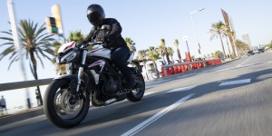 Beitragsbild des Blogbeitrags Neue Street Triple S von Triumph geht an den Start