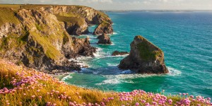 Beitragsbild des Blogbeitrags Südengland – Romantische Landschaft samt ehrwürdiger Geschichte