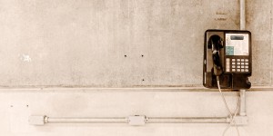 Beitragsbild des Blogbeitrags Chatbots on Smartphones: It’s not a love story, but it’s worth trying