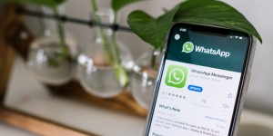Beitragsbild des Blogbeitrags WhatsApp Phone Numbers Pop Up in Google Search Results — But is it a Bug? | Threatpost