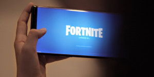 Beitragsbild des Blogbeitrags Fortnite set to return to iPhones via Nvidia cloud gaming service – BBC News