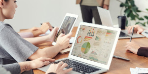 Beitragsbild des Blogbeitrags Its time to say goodbye to Google Analytics