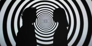 Beitragsbild des Blogbeitrags ‘Intersectional hallucinations: why AI struggles to understand that a six-year-old cant be a doctor or claim a pension