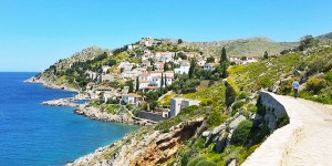 Beitragsbild des Blogbeitrags Inselhopping auf Poros & Hydra: wo die Welt noch in Ordnung ist 
