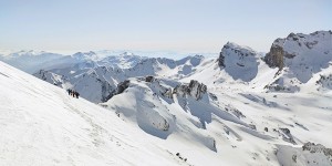 Beitragsbild des Blogbeitrags Reisebericht: Skitouren im schneereichen Albanien 