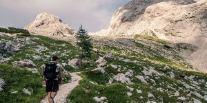 Beitragsbild des Blogbeitrags Dauer einer Alpenüberquerung: Kleiner Ratgeber 