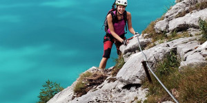 Beitragsbild des Blogbeitrags Starker Partner am Klettersteig: Mit dem Bergführer möglichen Gefahren trotzen
