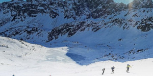 Beitragsbild des Blogbeitrags 3 Highlights auf Skitouren in der Hohen Tatra