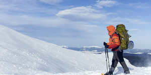Beitragsbild des Blogbeitrags Schneeschuhwandern nachhaltig gestalten