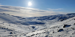 Beitragsbild des Blogbeitrags Wandern auf Island im Februar – ein Reisebericht 