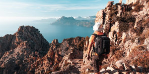Beitragsbild des Blogbeitrags Wandern auf Korsika: 5 Routen & Tipps 